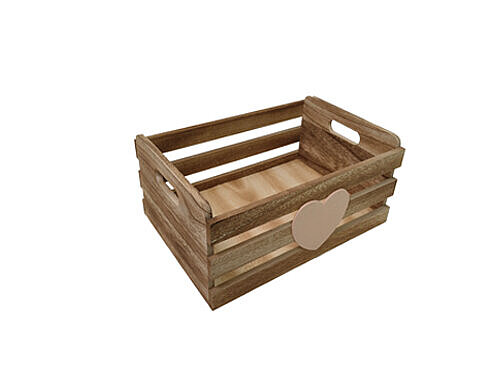 Holzkiste mit Herz